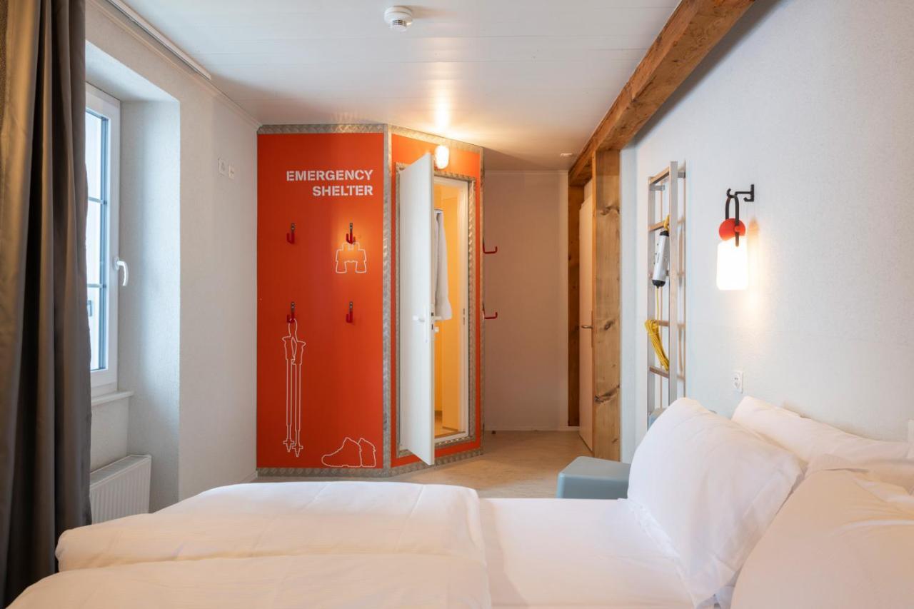 Peanut Mountain Lodge & Le Communal Val dʼIlliez Exterior foto